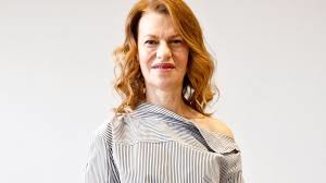 Sandra Bernhard is no longer performing at the Crown & Anchor but has also moved to the Pilgrim House